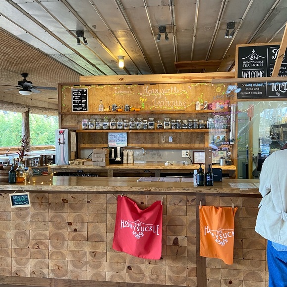 Happy Birthday Poshmark!!! - Picture 7 of 9